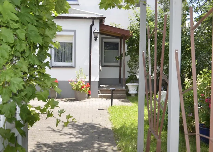 Erika Holiday home Geringswalde